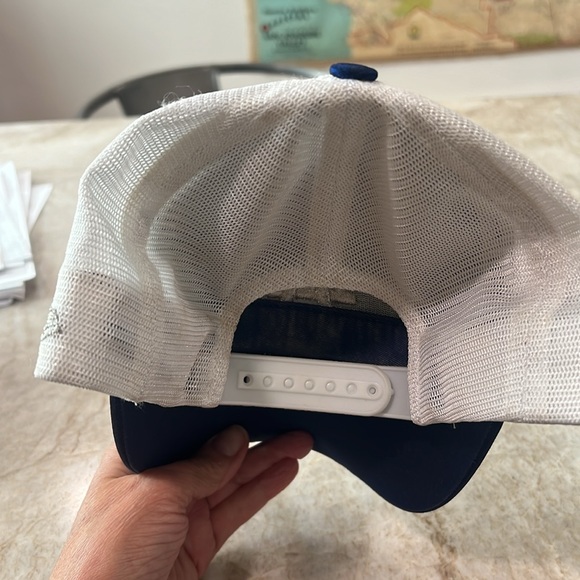 LA baseball hat - Picture 3 of 8